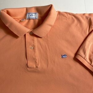 Southern Tide skip jack polo, light peach not as dark as photo extra large, 42